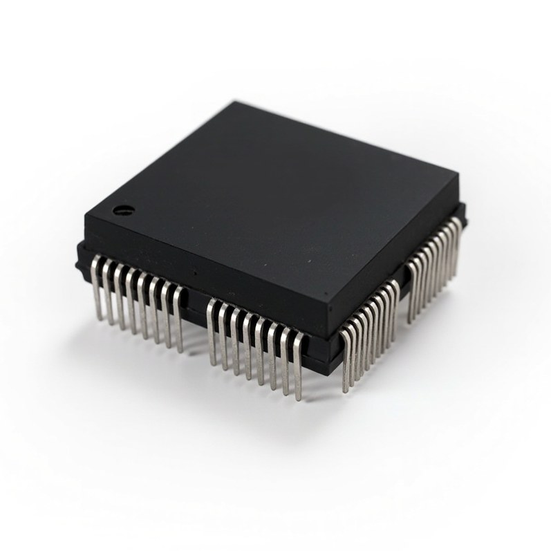ATSAMC21N18A-ANT